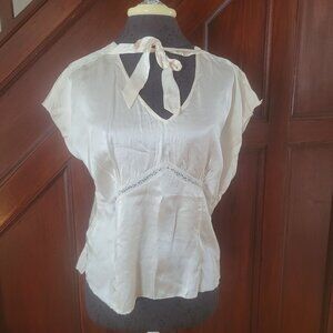 Vintage New York City Design Co. Womens Ivory Silk Blouse With Lace Detail & Tie